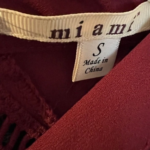 Miami Halter Scarf‎ Neck Dress Wine Red Sleeveless Shift Keyhole Women's Small - Picture 2 of 10